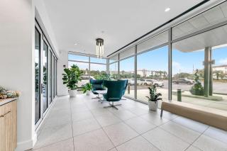 One Seagrove Place 702 Gulf-front unit sleeps 6 - Santa Rosa Beach - 3