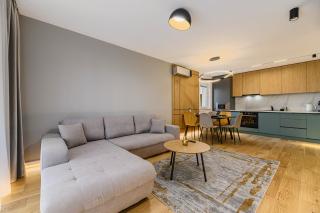 B-Holiday Luxury Apartments Urban Plaza - 6