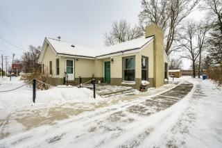 4 Mi to Dtwn Kalamazoo Central Apt - 8