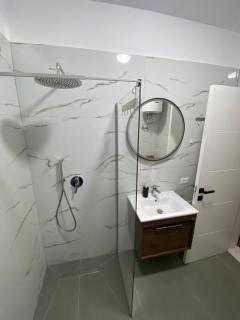 Royal Apartment Golem - Golem - 5