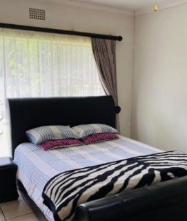 RMK Guest house Zeerust - 3