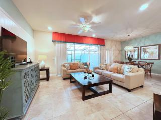 Stunning 5BR Family Townhome with Splash Pool-746G - Davenport - 6