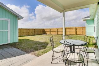 8 Mi to South Padre Island Coastal Retreat! - Port Isabel - 0
