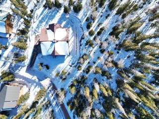 Luxury Mountain Retreat - 6