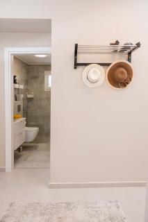 Noah Sea-View Apartments - Néoi Epivátai - 1