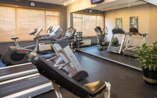 Coast Gateway Hotel - SeaTac - 1