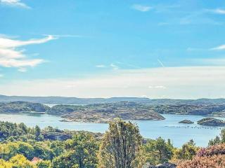 4 person holiday home in Nösund - 1