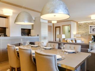 Appartement contemporain avec 3 chambres en suite, au cœur de Courchevel, proche des pistes - FR-1-562-15 - Courchevel - 8