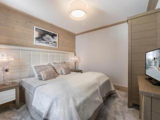 Appartement moderne au cœur de Courchevel, proche pistes et commerces, 1 chambre, parking inclus - FR-1-562-16 - 2
