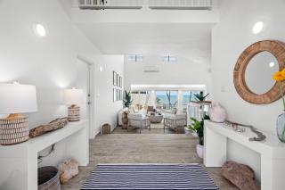 Driftwood Ocean Retreat - 2