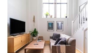 Loft Style Apartment in the Heart of Surry Hills - Sydney - 4