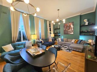 Stunning Hyde Park Home, Ground Floor Maisonette, Duplex, near Tube Metro Stations - 0