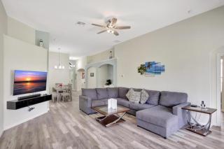 Luxury Pool Home 3 Miles from Disney & More! - 2