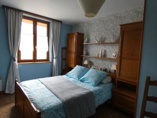 Charmant gîte historique près de Verdun, 3 chambres, cheminée, terrasse, parking, animaux acceptés - FR-1-585-15 - 1