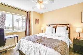 Bright La Quinta Condo with Community Pool Access! - La Quinta - 1