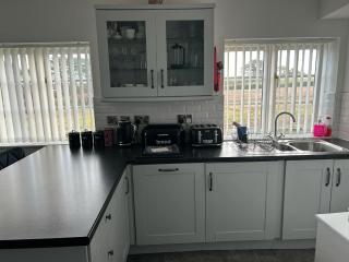 Great location very spacious. Sea and castle view - 1