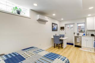 7 Mi to National Mall Bright DC Studio! - Washington - 2