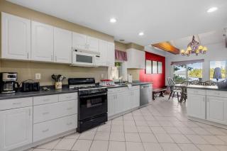 Lake Home with Private Beach and Hot Tub - 6