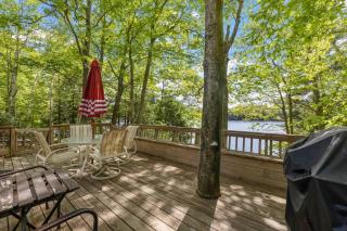 Pond Retreat at the Beach - New Durham - 4