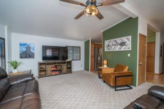 Buckskin Tango, Views! - 3