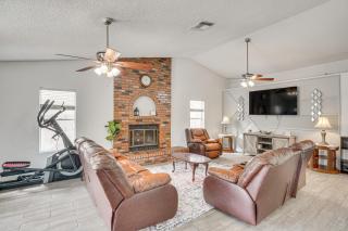 3 Mi to Golf Tucson Home with Private Yard and Patio! - Tucson - 0