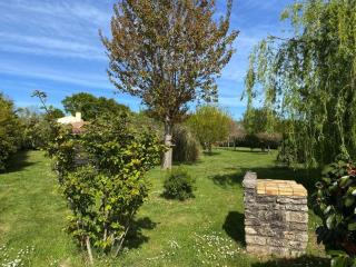 Maison tranquille avec jardin et wifi, 3 chambres - FR-1-336-116 - 2