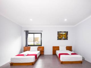 Beautiful mountain view villa 4BR - Karangasem - 6