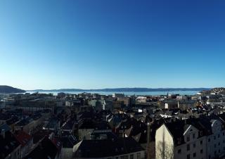 Panorama Penthouse, City Center, Free parking, Experienced host - Trondheim - 3