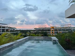 Rooftop Ph, 24hr Security, Private Pool, 3 King Beds!! 3 mins to the Beach!! - Tulum - 9