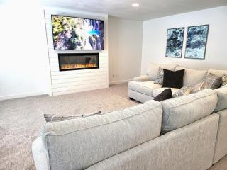 Bear Lake Retreat - Walk to Marina & Market! - Garden City - 8