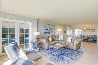 Luxe Fort Pierce Beach Condo with Golf Views! - 5