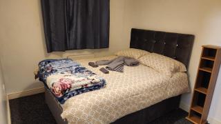 Mekees Luxury Apartment - Tipton - 3