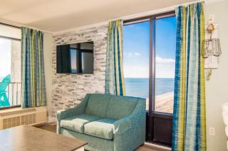 Modern Pet Friendly Oceanfront Condo - Myrtle Beach - 5