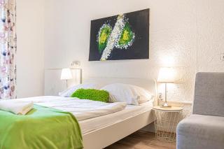 Simple Apt w full kitchen Wiener Stadthalle - Wenen - 2