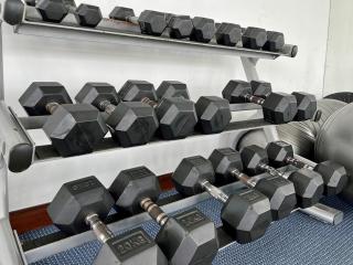 Cozy 2BR Apt 1 Cikditiro Menteng with gym & pool by 2ndHome - 4