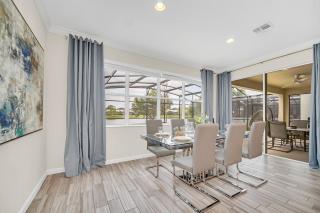 LAKE VILLA 6bd, all un-suite, pool, spa, grill - 8