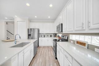 LAKE VILLA 6bd, all un-suite, pool, spa, grill - Kissimmee - 3