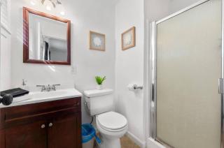 3BR 2BA Gem in Rancho Near Shop Centers & Eateries - Rancho Cordova - 4