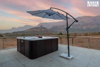 StayVista at Palazzo in the Mountain with BBQ - Karjat - 8