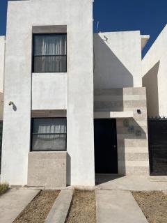 Minimalist House Equipped - Gómez Palacio - 8