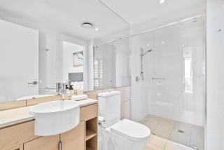 'Beachside Glow' Gold Coast Bliss with Shared Pool - Gold Coast - 5