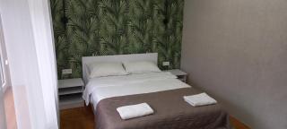 Pelican Guest House & Hostel - Chernivtsi - 9