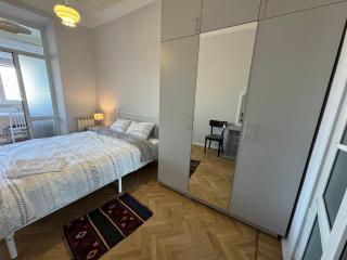 Center of Yerevan, 2 Bedrooms Beautiful Apartment - Erevan - 8