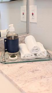 Poolside 2BR Condo with Balcony - 8