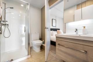 Fabulous Skytower View 2 Bedroom 2 Bathroom Apartment - Auckland - 7