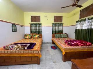 Narasimha Dev Guest House - mayapur - 9