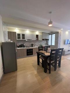 royal essence apartment with heated swimming pool,ample parking space,fully equipped gym and amazing scenic city views - Nairobi - 2