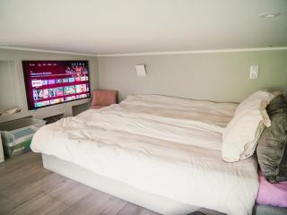 Fireside Lodge near Golf, Ski & Lake - - 7
