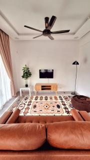 Cik B Homestay - Musliim Only - Batang Kali - 0