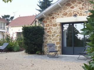 Gîte de Charme à Senlisse: Confort Haut de Gamme, Parc Arboré, Cheminée, Wifi Gratuit, Proche Châteaux - FR-1-527-9 - Senlisse - 9